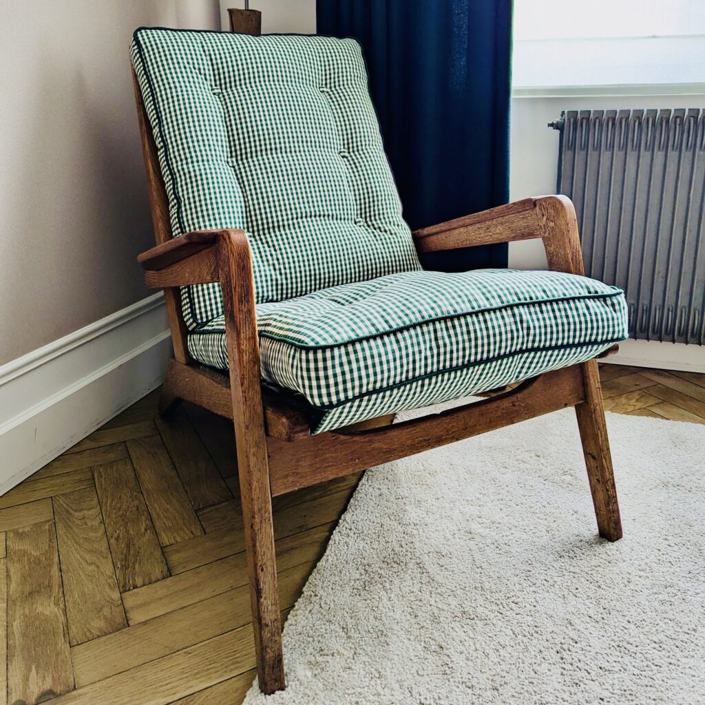Fauteuil design années 50 danois refait à neuf